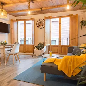 La Quinta Calle - Aloha Apartment
